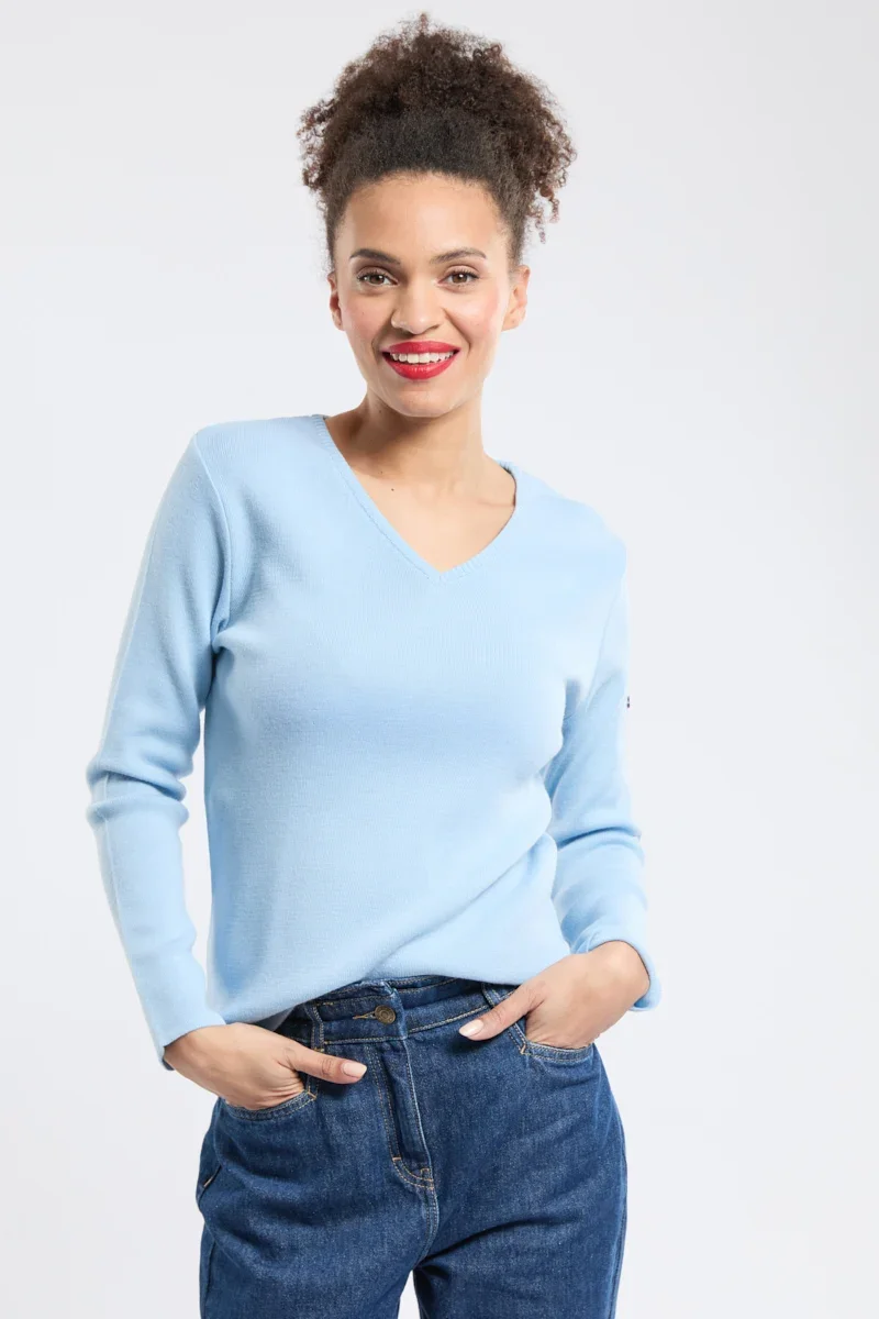 Sophisticated Pull col V Locminé – laine et acrylique Dependable