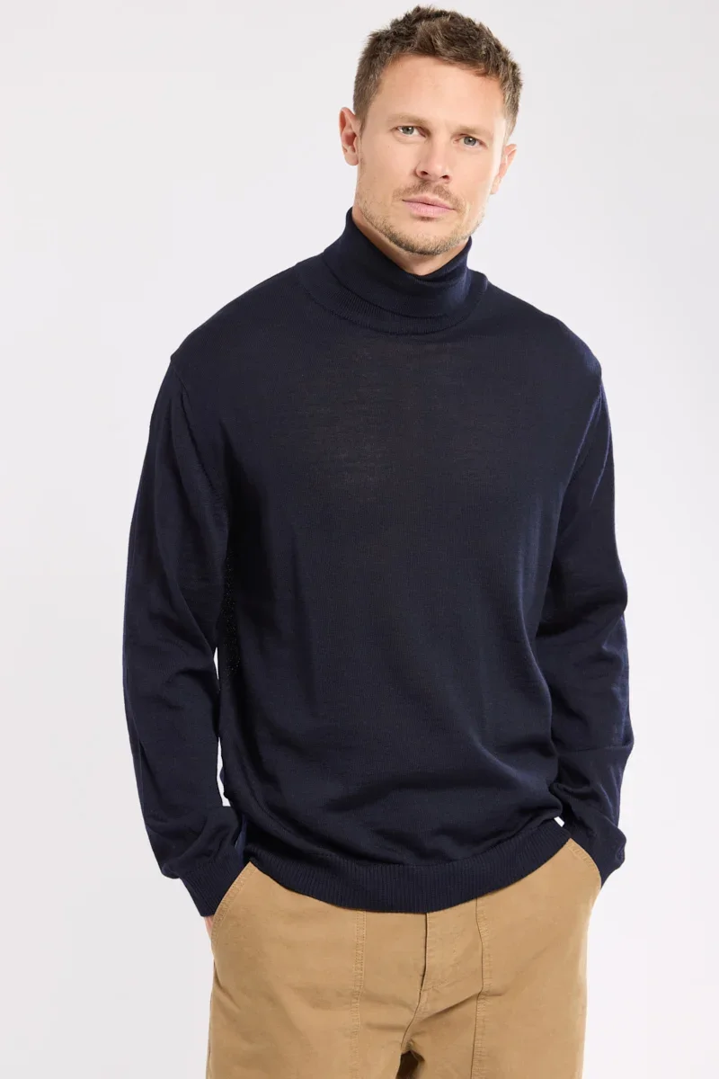 Trusted Roll-neck jumper – merino wool Lightweight