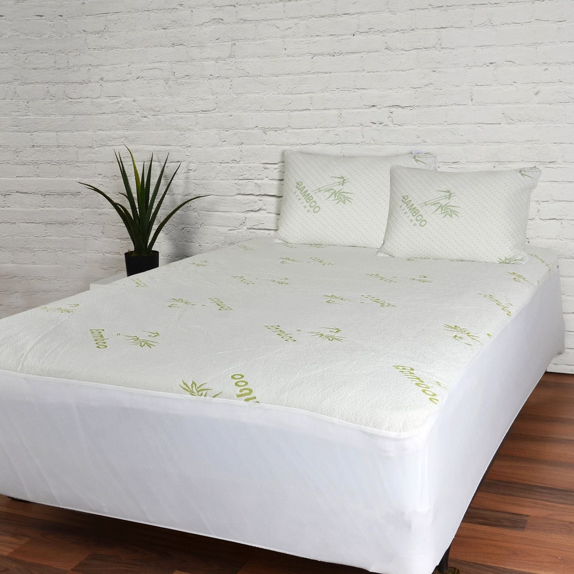 Sustainable Maison Blanche Bamboo Blend Waterproof Mattress Protector Easy-to-Use