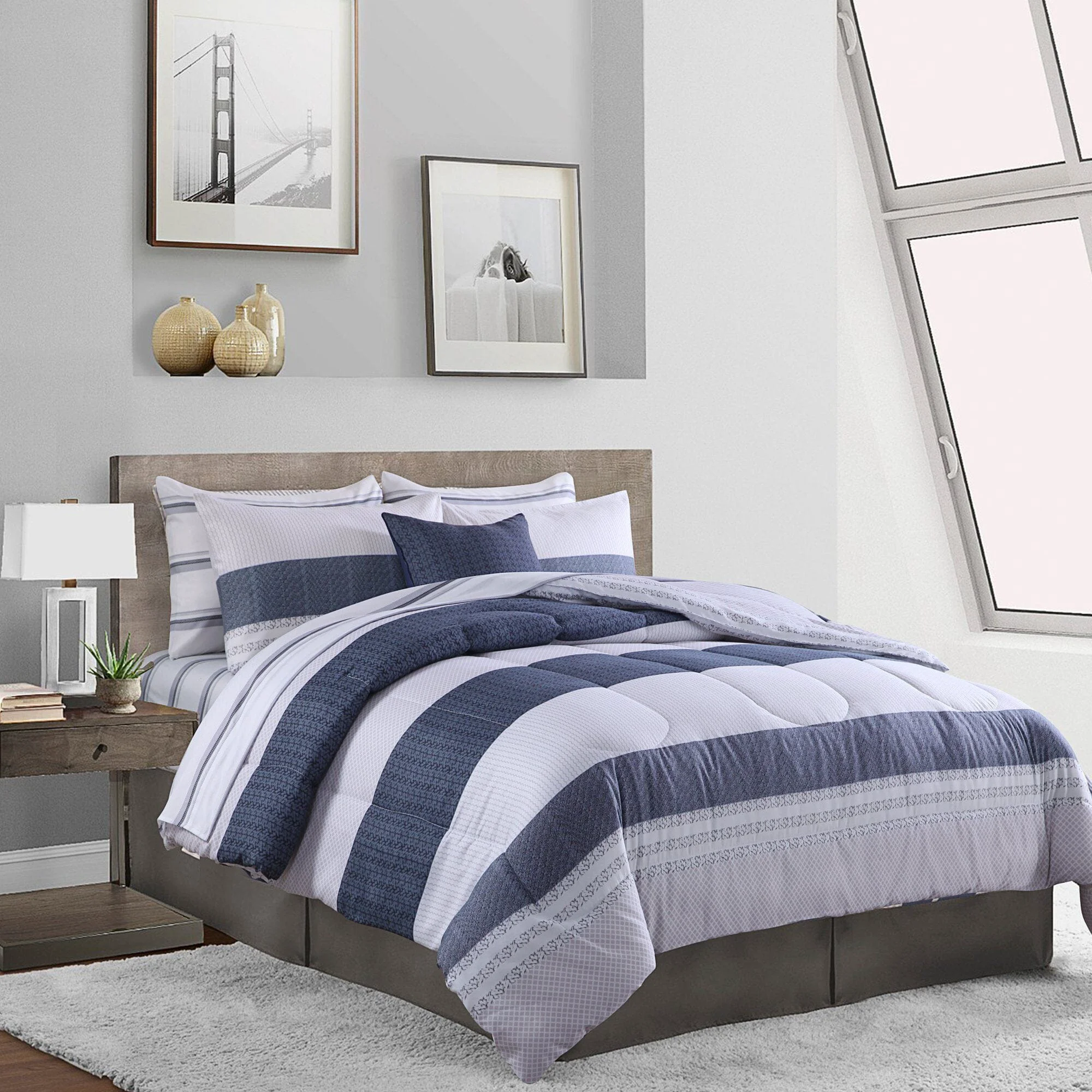 Exceptional Nantucket – 8 Piece Comforter Set Bed in a Bag Durable
