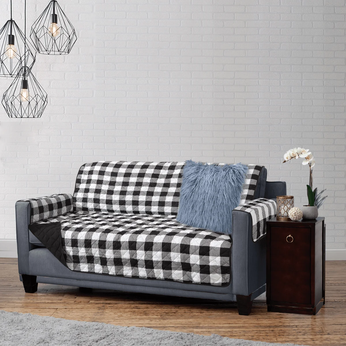 Consistent Hudson – Reversible Quilted Sofa Protector – Black Modern