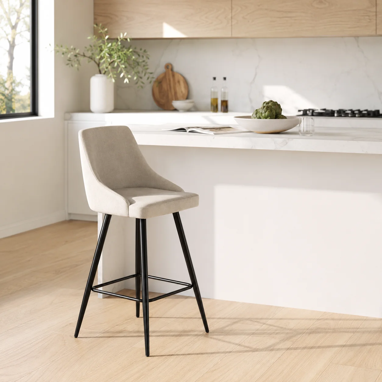 Fashionable Barstool With Black Frame Expertly Made