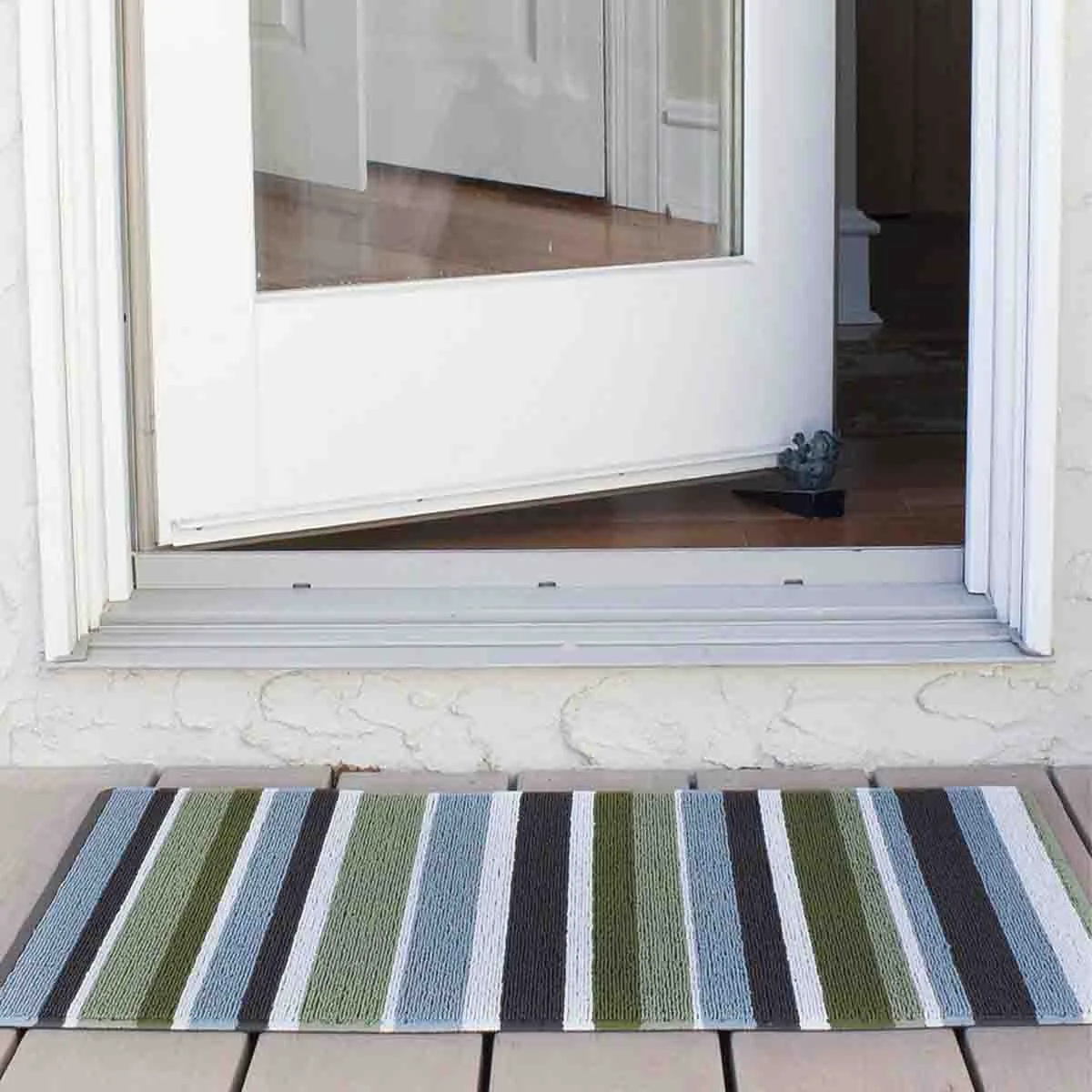 Minimalist Laurent Taylor – Pvc Loop Mat Optimized
