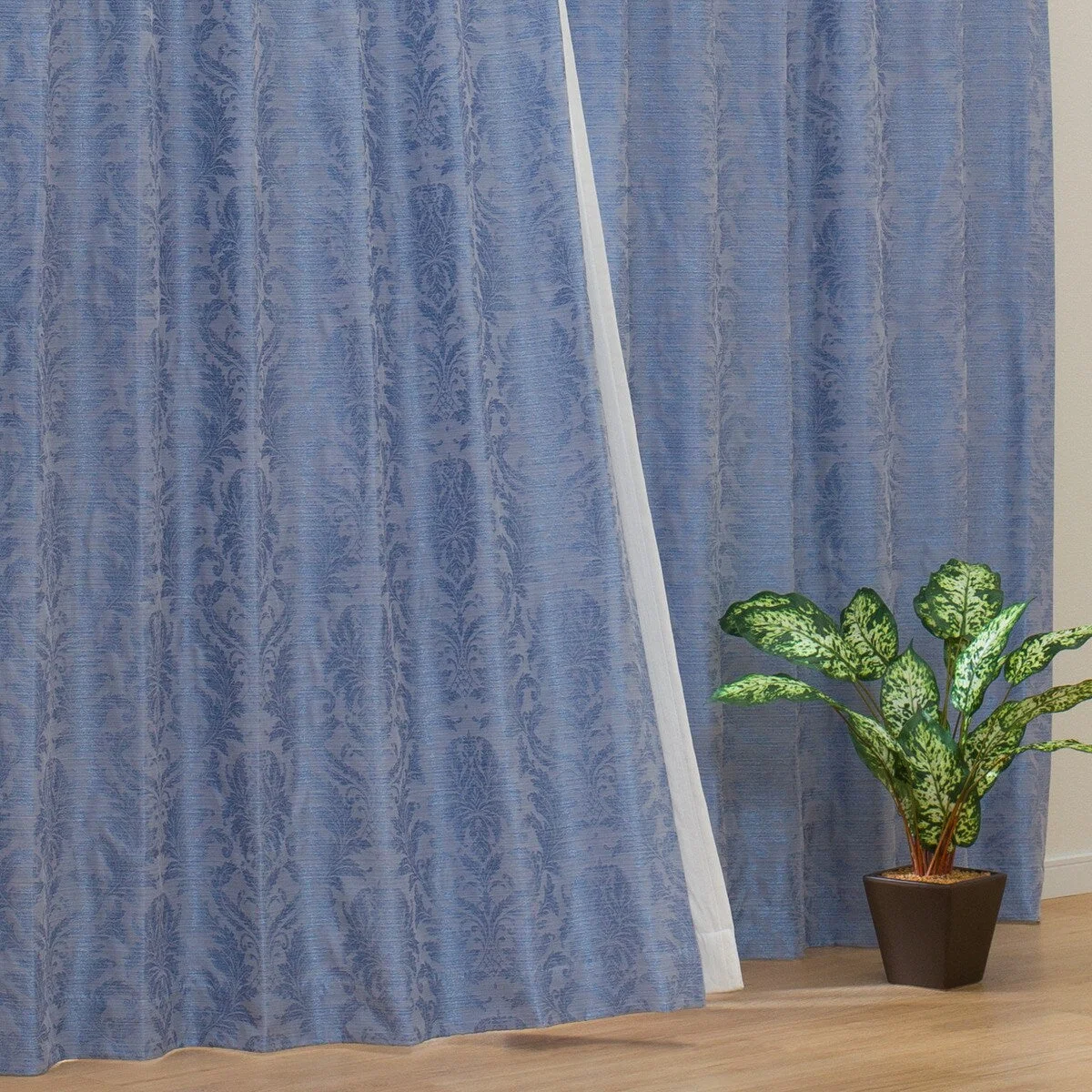 Reliable CURTAIN PK009 BL 100X178X2 Refined