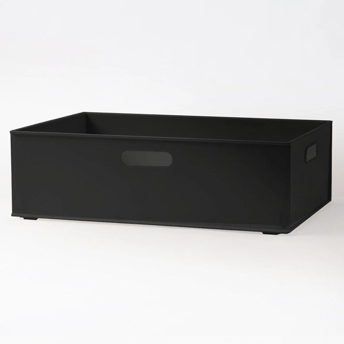 Advanced N INBOX HORIZONTAL HALF BK Relaxed
