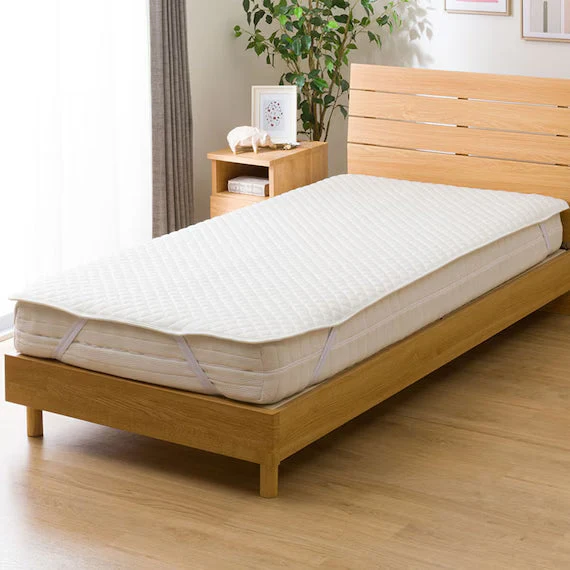 Clean COMFORTABLE TO SLEEP ON MATTRESS PROTECTOR B2307 S Premium Material