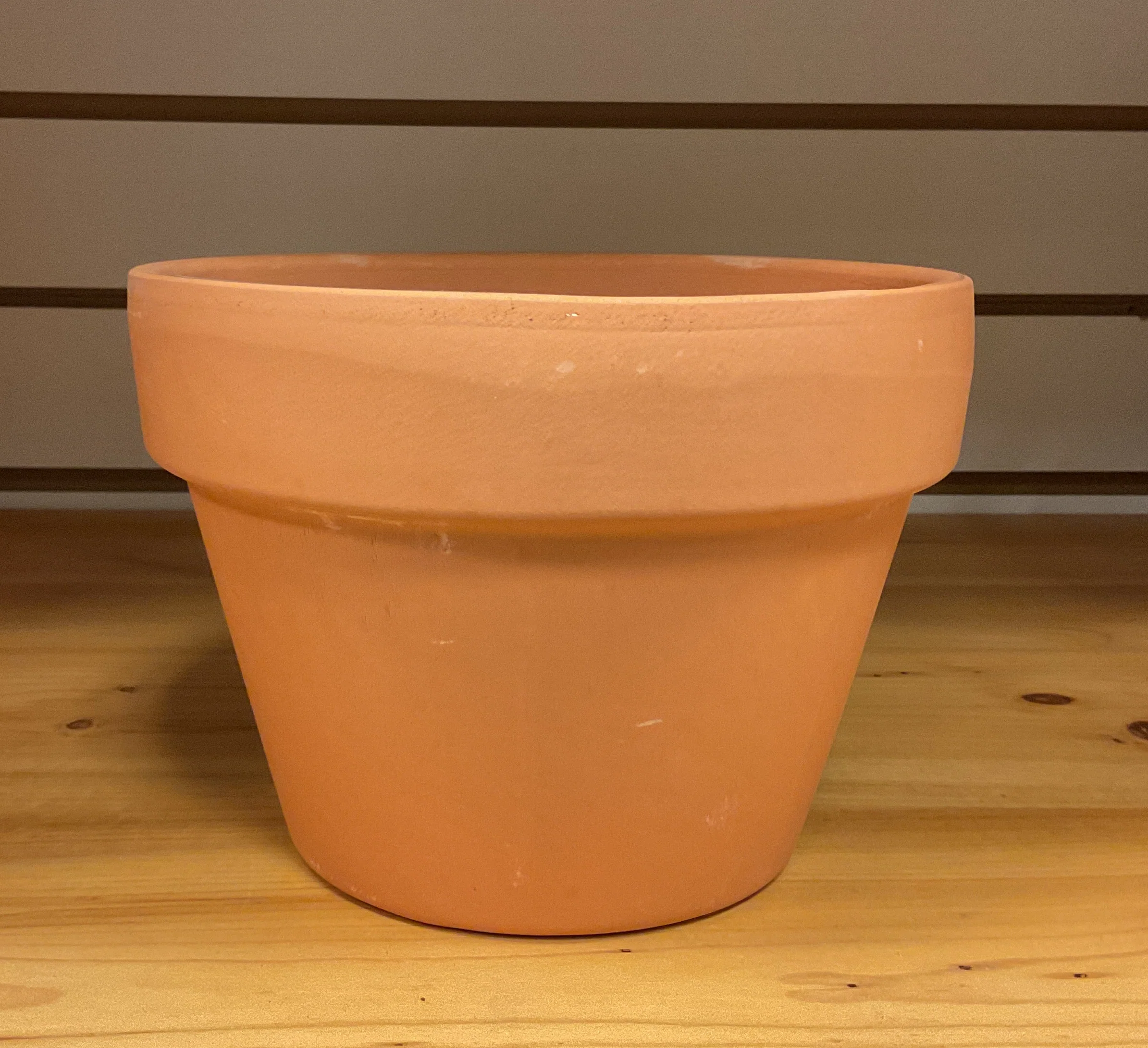Safe TERRA COTTA DEROMA AZALEA POT 6.7 quot Soft