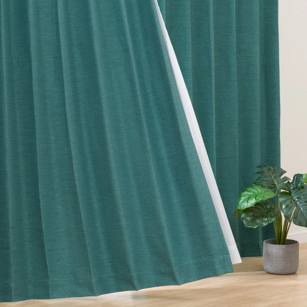 Expertly Made RD140 Thermal Blackout Curtain Middle Green W150 x H200 cm 2 Panels High-Grade