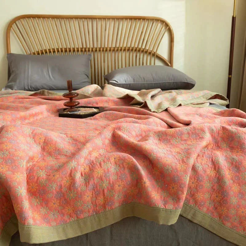 Solid Ownkoti Colorful Daisy Print Cotton Reversible Quilt Versatile