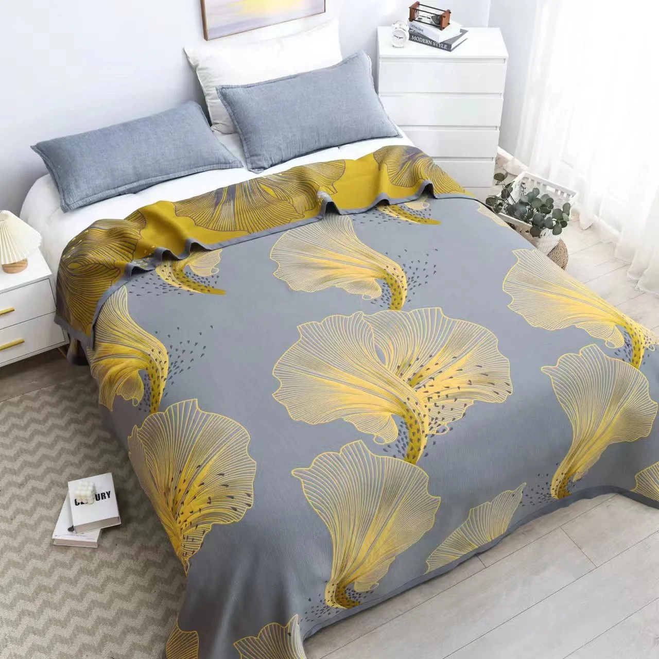 High-End Ownkoti Zantedeschia Aethiopica Print Cotton Reversible Quilt Outstanding