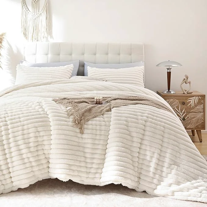Optimized Smoofy Fluffy King Size Comforter Set 3 Pieces – Cream White Fleece Fluffy Comforter Set Luxury Fuzzy King Bedding Set Soft King Bed Set All Season Heavy Faux Fur Comforter with 2 Pillow Cases Eco-Friendly