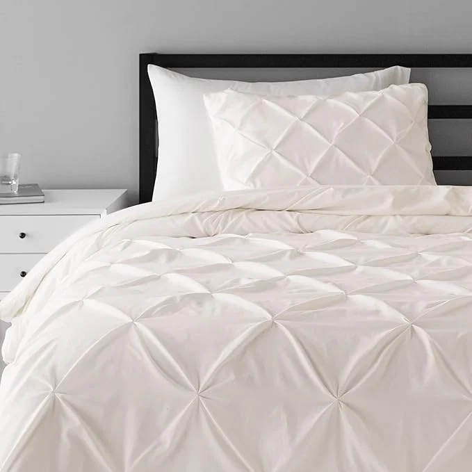 Relaxed Amazon Basics 2-Piece Lightweight Pinch Pleat All-Season Down- Comforter Bedding Set with Piped Edges Twin Twin XL Cream Secure