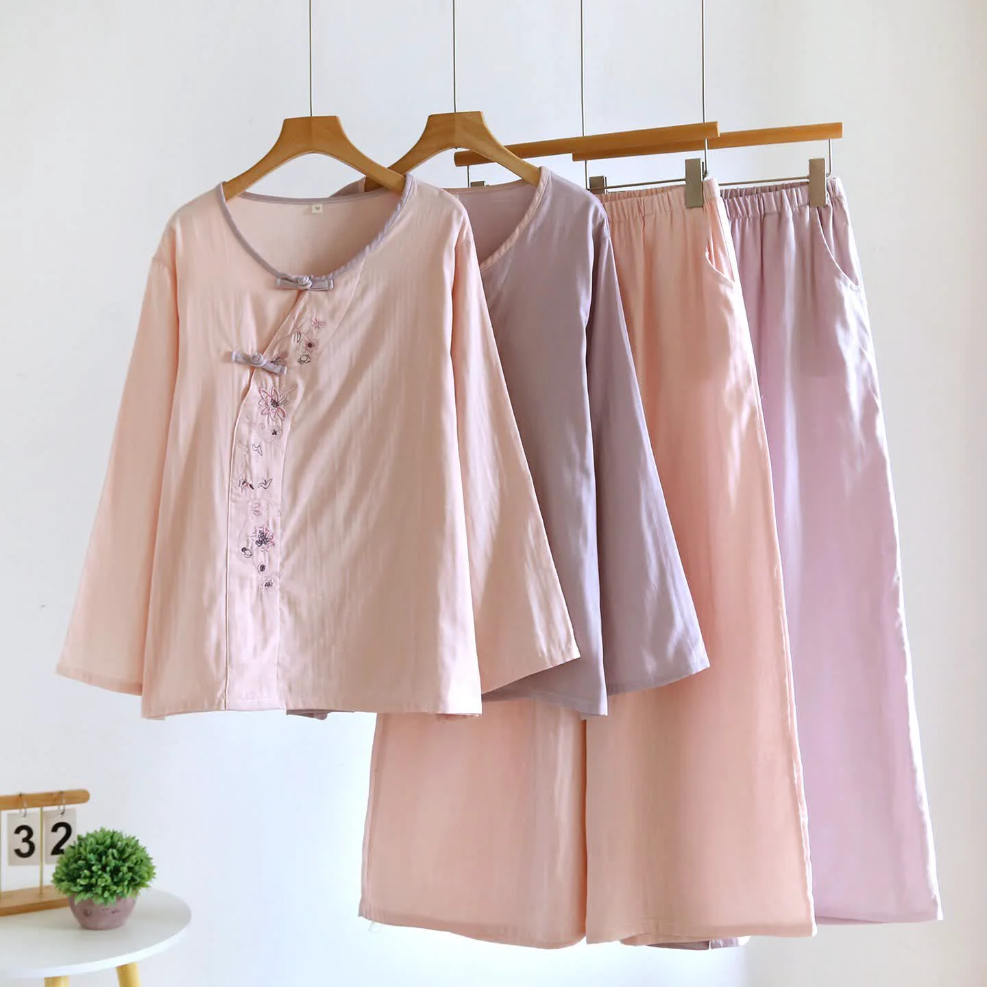 Unique Ownkoti Oriental Style Floral Embroidered Loungewear Set World-Class