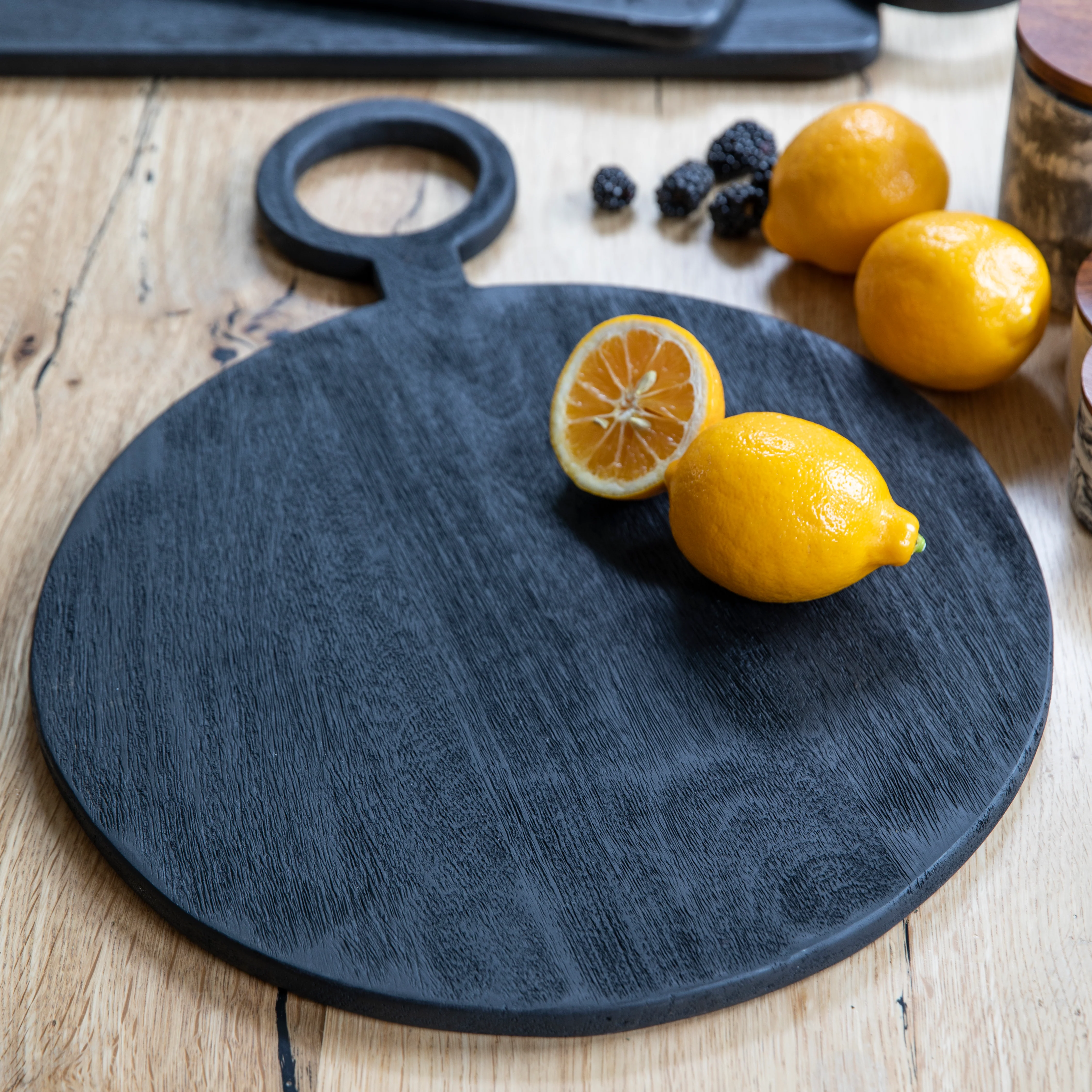 Reliable Arendal Round Board Authentic