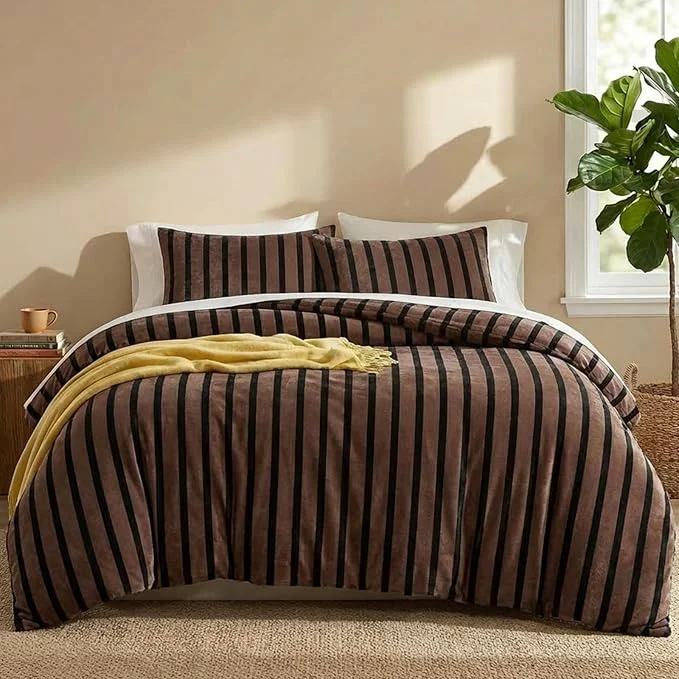 Practical Bedbay Fleece King Comforter Set Brown Striped Bedding Set 3 Pcs Luxury Shaggy Velvet Comforter Set Soft Warm Fluffy Flannel Bedding Brown and Black Stripes King Bed Set for All Seasons Casual