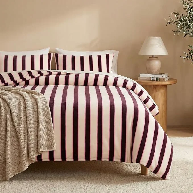 Practical Bedbay Striped King Comforter Set Velvety Fleece Comforter Set Modern Style Striped Beding with 2 Pillowcases Lightweight 3 Pcs Boho Bedding Quilt Farmhouse Fluffy Bed Set for All Seasons Certified