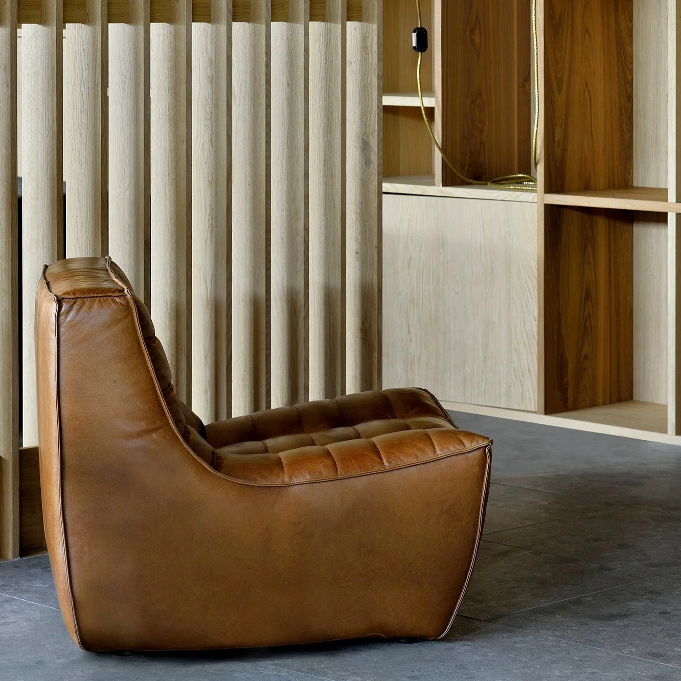 Casual N701 Single Seater Sofa Old Saddle Leather Eco-Friendly