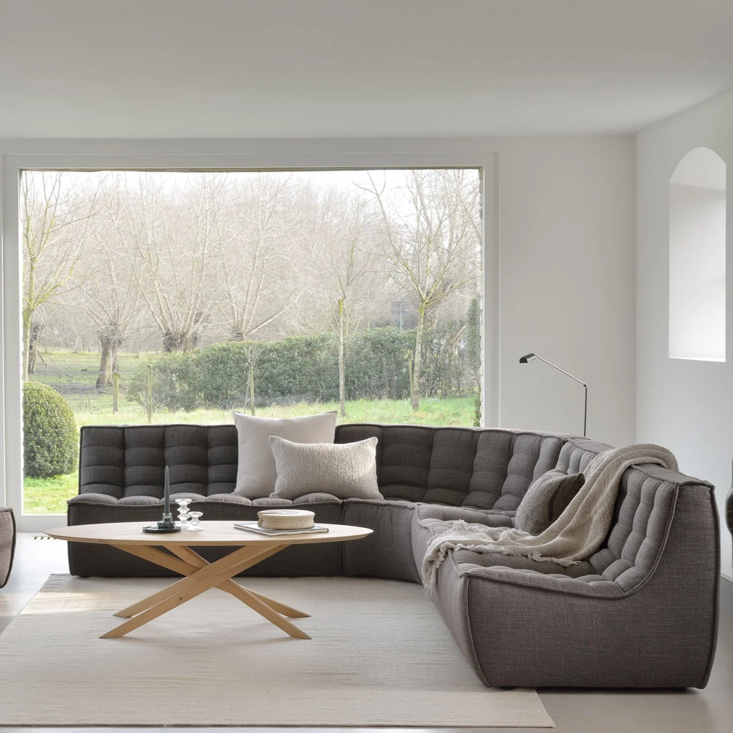 Top-Quality N701 Round Corner Sofa Dark Grey Artisan