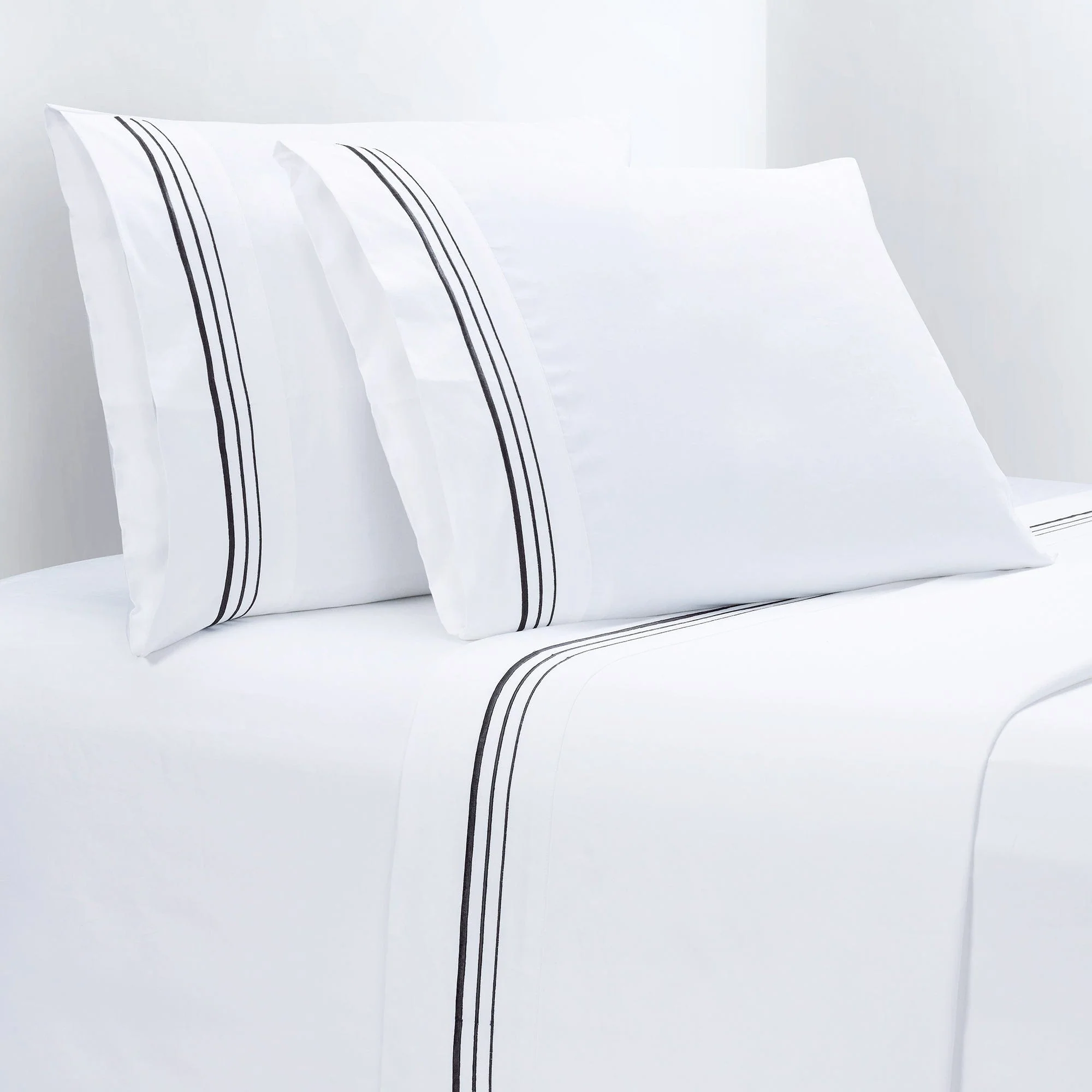 Secure Border Embroidery Sheet Set 3 Pc Sophisticated