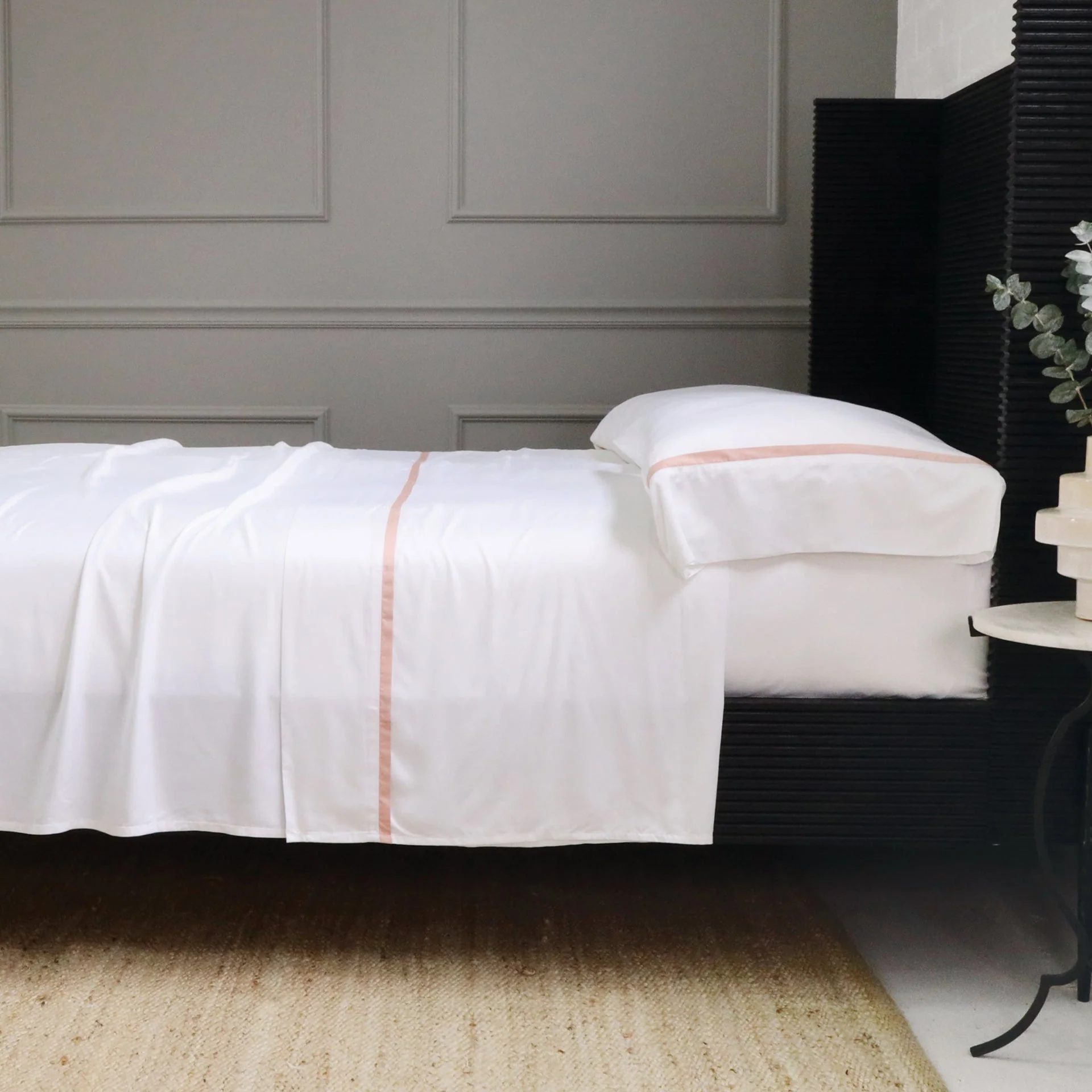 Environmentally Friendly Langston King Bamboo Sateen Sheet Set Pink Artisan