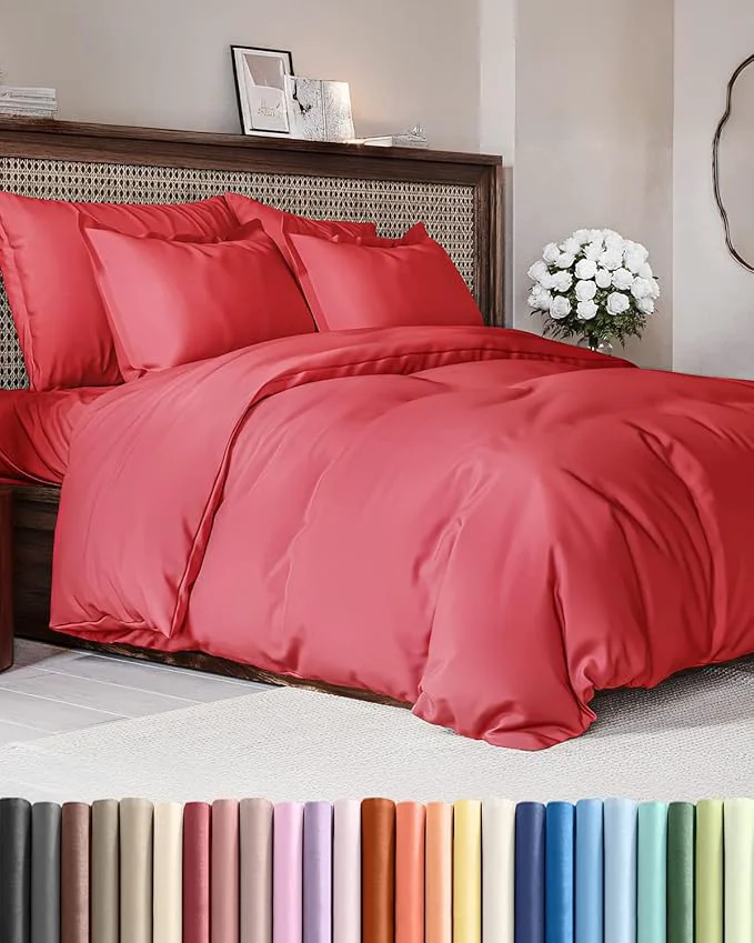 Classic Duvet Cover Queen Size Set – Extra Soft Queen Duvet Cover 90 quot x 90 quot with 2 Pillow Shams – Hotel Luxury Easy Care and Fade w Zipper Closures amp Ties – All Season Comfy Cozy amp Breathable Red Superior