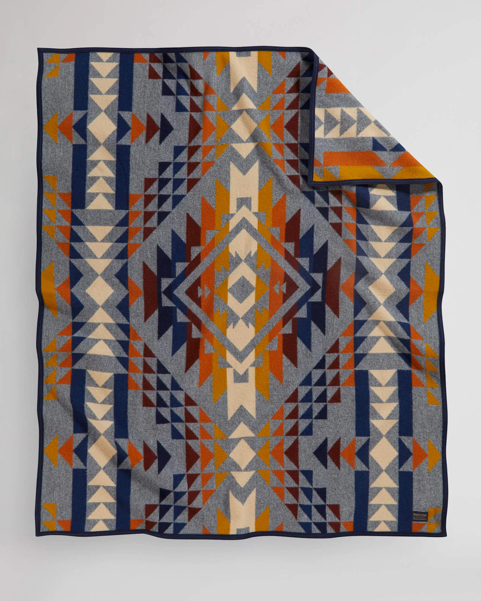 Prestigious Smith Rock Throw Grey Mix Smooth