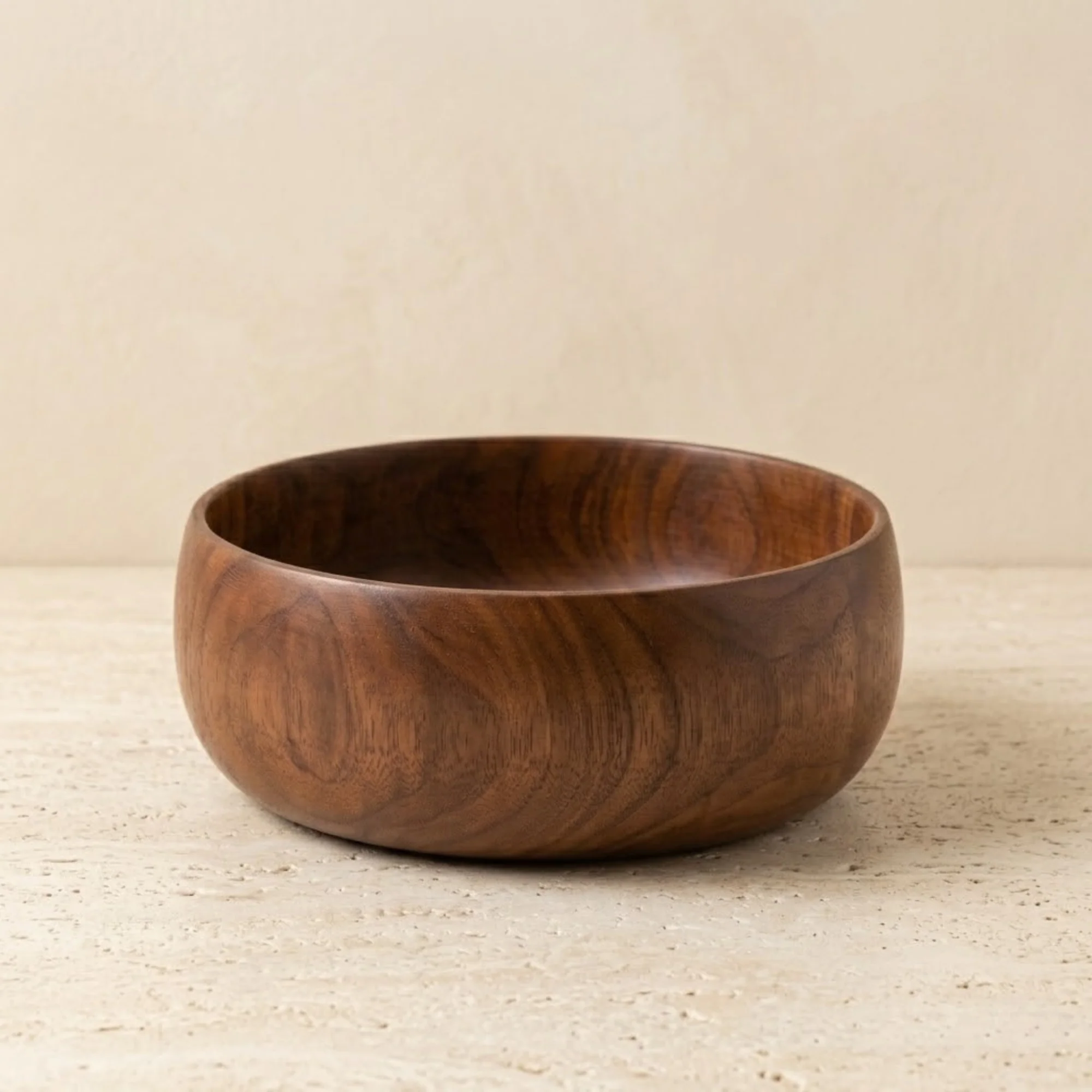 Long-Lasting Talo Serving Bowl Crafted