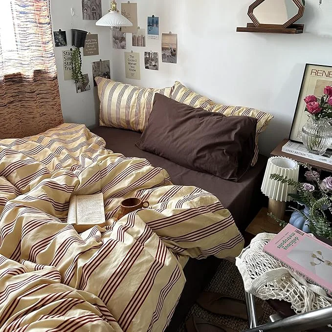Prestigious MKXI Queen Size Reddish-Brown amp Yellow Striped Duvet Cover Set – 3 Piece Vintage Aesthetic Bedding Set Cotton Minimalist Design Soft amp Breathable Duvet Cover with Zipper Ties Luxury