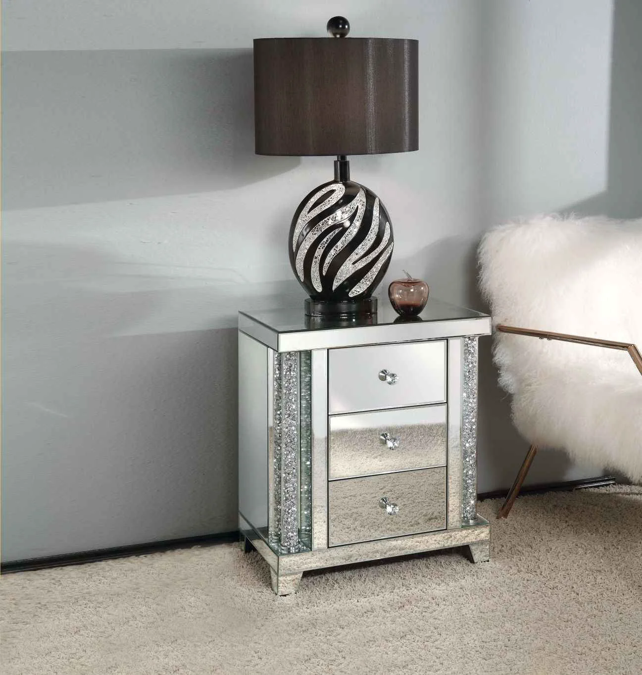 Versatile Noralie – 22 quot X 14 quot Accent Table – Mirrored amp Faux Diamonds Exceptional