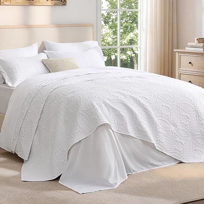 Superior Love 39 s cabin King Quilt Set White Bed in a Bag King Size Bedding 7 Pieces Ultrasonic Embossed Coin Pattern Comforter Lightweight Bedspreads for All Seasons Quilt with Sheets Pillowcases amp Shams Environmentally Friendly