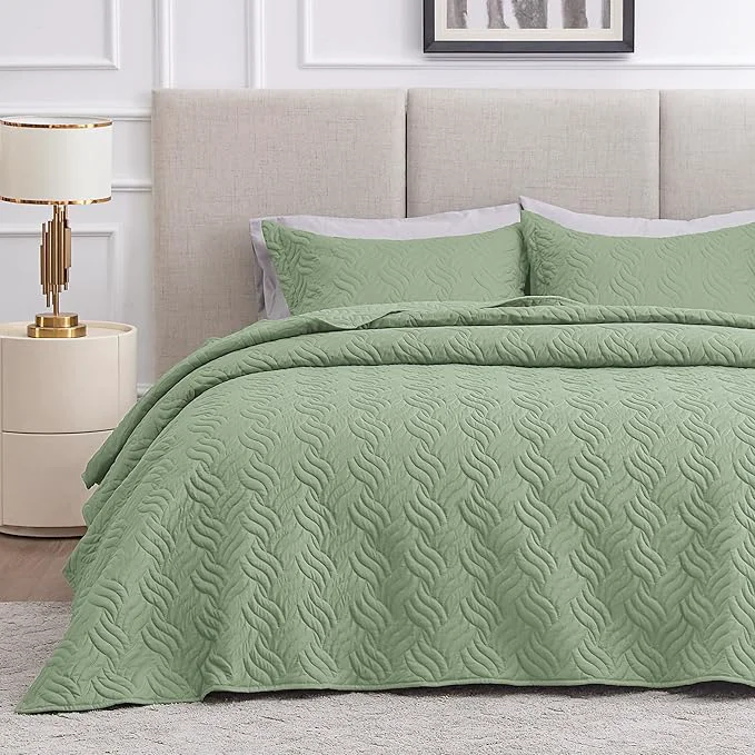 Genuine Love 39 s cabin California King Size Quilt Bedding Set Sage Bedspread – Cal King Summer Lightweight Bedspread Comforter – Wave Pattern Coverlet for All Season – 3 Pieces 1 Quilt 2 Pillow Shams Enhanced