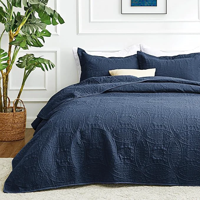 Love 39 s cabin Quilts for Queen Bed Navy Blue Bedspreads – Soft Bed Summer Lightweight Bedspread Comforter – Modern Style Coin Pattern Coverlet for All Season – 3 Pieces 1 Quilt 2 Pillow Shams Stylish