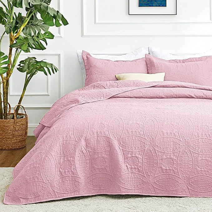 Exceptional Love 39 s cabin California King Size Quilt Bedding Set Pink Bedspreads – Cal King Summer Lightweight Bedspread Comforter – Coin Pattern Coverlet for All Season – 3 Pieces 1 Quilt 2 Pillow Shams World-Class