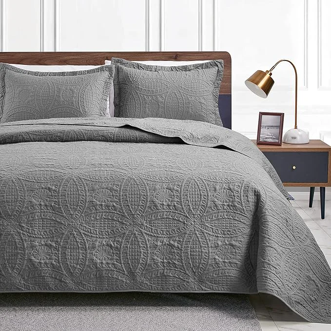 Advanced Love 39 s cabin Quilts for Full Bed Grey Bedspreads Bedding Set – Summer Lightweight Bedspread Comforter – Coin Pattern Bedding Coverlet for All Season – 3 Pieces 1 Quilt 2 Pillow Shams Contemporary