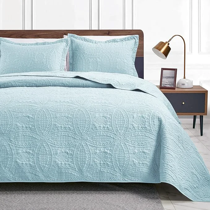Refined Love 39 s cabin California King Size Quilt Set Spa-Blue Bedspreads – Soft Summer Lightweight Polyester Bedspread- Modern Style Coin Pattern Coverlet for All Season – 3 Piece 1 Quilt 2 Pillow Shams Quality