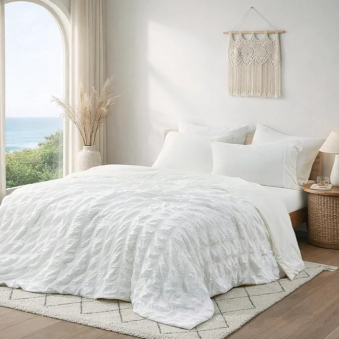 Optimized Cozy Bliss Cooling Comforter Seersucker Plaid Queen Size Q-Max 0.45 Lightweight Cooling Blanket Breathable Silk Smooth Summer Bedding Quilt for Hot Sleepers Night Sweats White Certified