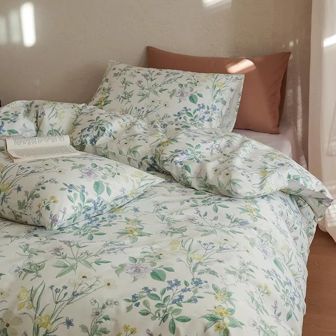 User-Friendly Floral Queen Comforter Down Light Weight Bedding Set Cute Soft Cotton Girls Bedding Comforter Sets Flower Fluffy Boho Cozy Bed Comforter with 2 Pillowcases Detailed