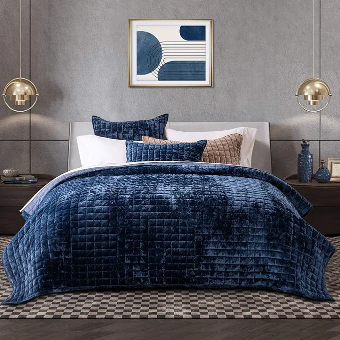 Top-Quality RECYCO Luxury Velvet Quilt Set California King 118 39 39 x 106 39 39 Oversized Bedspread Ultra Soft Velvet Comforter Lightweight Box Stitch Bedding Sets for All Season with 2 Shams Navy Blue Long-Lasting