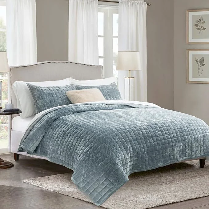 Specialty RECYCO Luxury Velvet Quilt Set Twin Twin XL Size Bedding Sets Ultra Soft Velvet Comforter Set Lightweight Channel Box Stitch Oversized Bedspread Coverlet for All Season with 1 Sham Blue Linen Safe