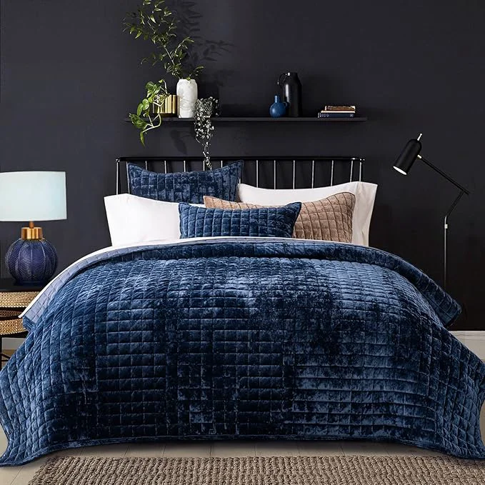 Professional RECYCO Luxury Velvet Quilt Set King Size Lightweight Velvet Comforter Set Oversized Bedspread Coverlet Quilted Bedding Set with 2 Matching Pillow Shams for All Season Navy Blue Elegant