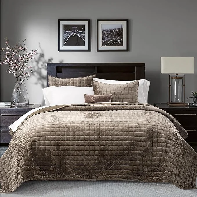Natural RECYCO Luxury Velvet Quilt Set California King 118 39 39 x 106 39 39 Oversized Bedspread Ultra Soft Velvet Comforter Lightweight Box Stitch Bedding Sets for All Season with 2 Shams Mocha Brown Fashionable
