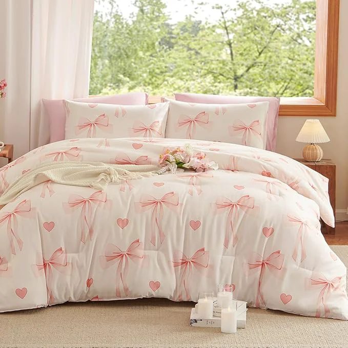 Excellent Pink Bow Comforter Set Full Size – 3 Pieces Pink White Heart Comforter Bedding Sets Reversible Pattern Full Bed in a Bag for Girls Comforter and 2 Pillowcases Modern