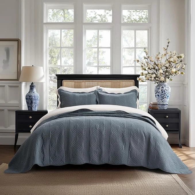 Practical EVERGRACEHOME Cotton Scallop Quilt Set King Size 3 Piece Set – Lightweight Bedspread with 2 Shams Soft Prewashed Matelasse Coverlet for Cozy and Elegant Bedding Stormy Blue World-Class