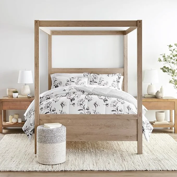 High-End LINENS amp HUTCH Comforter Set Patterned Microfiber All Season Down- Ultra Soft Bedding in Vintage Magnolia Stripe – King Cal-King Vintage Magnolia Stripe Gray Recyclable