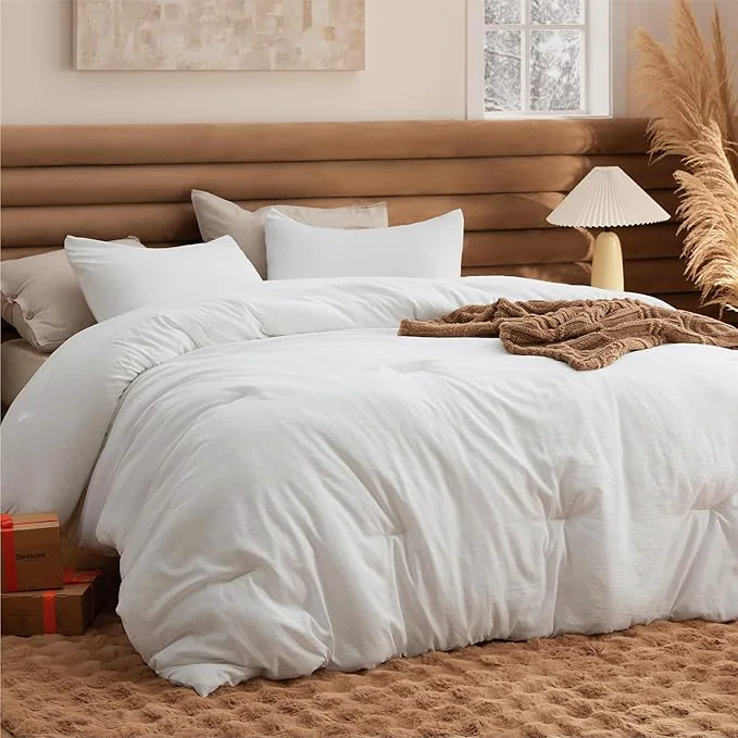 Original Design Bedsure Queen Comforter Set White Soft Prewashed Bedding for All Seasons 3 Pieces GentleSoft™ Bed Set 1 Lightweight Comforter 90 quot x90 quot and 2 Pillowcases 20 quot x26 quot High-Quality
