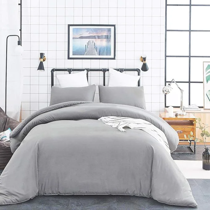 Effective Houseri Light Grey Comforter Queen Size Solid Silver Gray Comforter Bedding Set for Women Men Boys Girls amp Teens – Elegant Pale Grey Ultra Soft Quilt Detailed