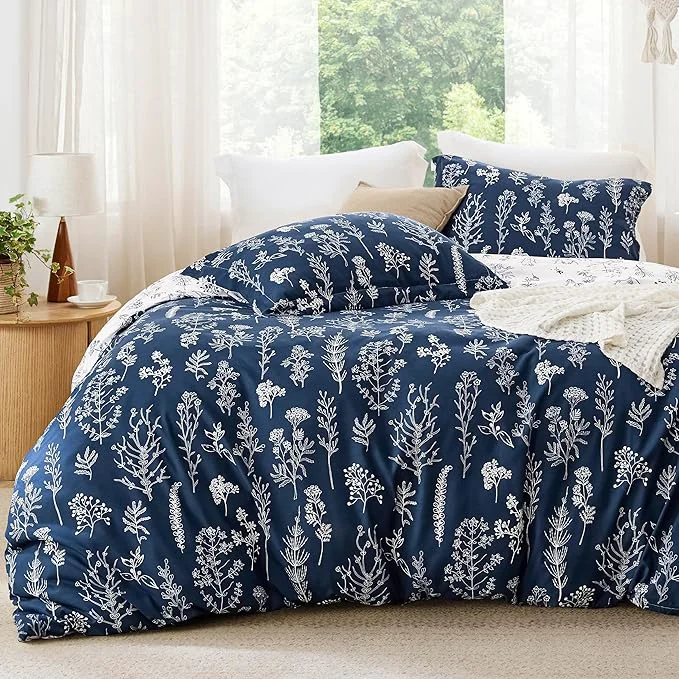 World-Class Bedsure Twin Twin XL Comforter Set – Navy Bed Set 2 Pieces Cute Floral Bedding 1 Soft Reversible Botanical Flowers Comforter and 1 Pillow Sham Elegant