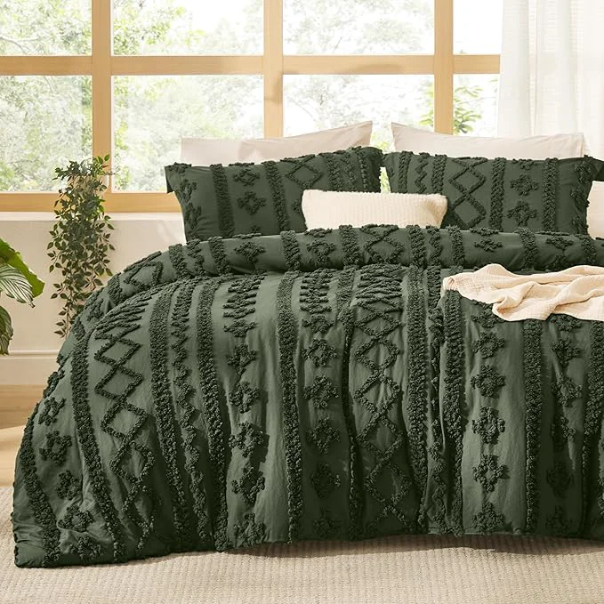 Official Bedsure Tufted Boho Comforter Set Full Size – Olive Green Boho Bed Set GentleSoft™ 3 Pieces Farmhouse Shabby Chic Embroidery Bedding Gifts for Woman Soft Jacquard Full Comforter for All Seasons Quality