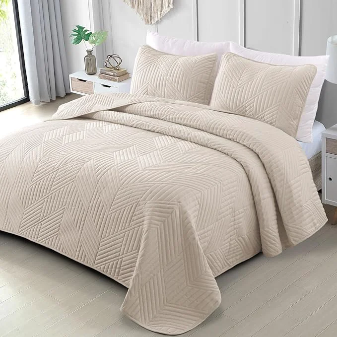 Pure Exclusivo Mezcla California King Quilt Bedding Set Lightweight Brich Beige Oversized King Bedspreads Soft Modern Geometric Coverlet Set for All Seasons 1 Quilt and 2 Pillow Shams User-Friendly