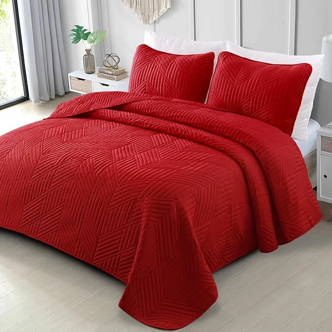 High-Grade Exclusivo Mezcla Ultrasonic Full Queen Quilt Bedding Set Lightweight Red Bedspreads Soft Modern Geometric Coverlet Set for All Seasons 1 Quilt and 2 Pillow Shams Durable